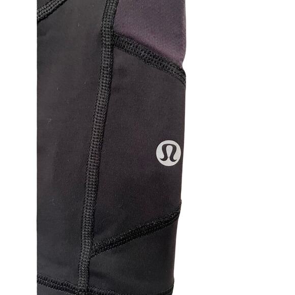 Lululemon Black Leggings Women Size 2 (G-102) - Picture 4 of 5